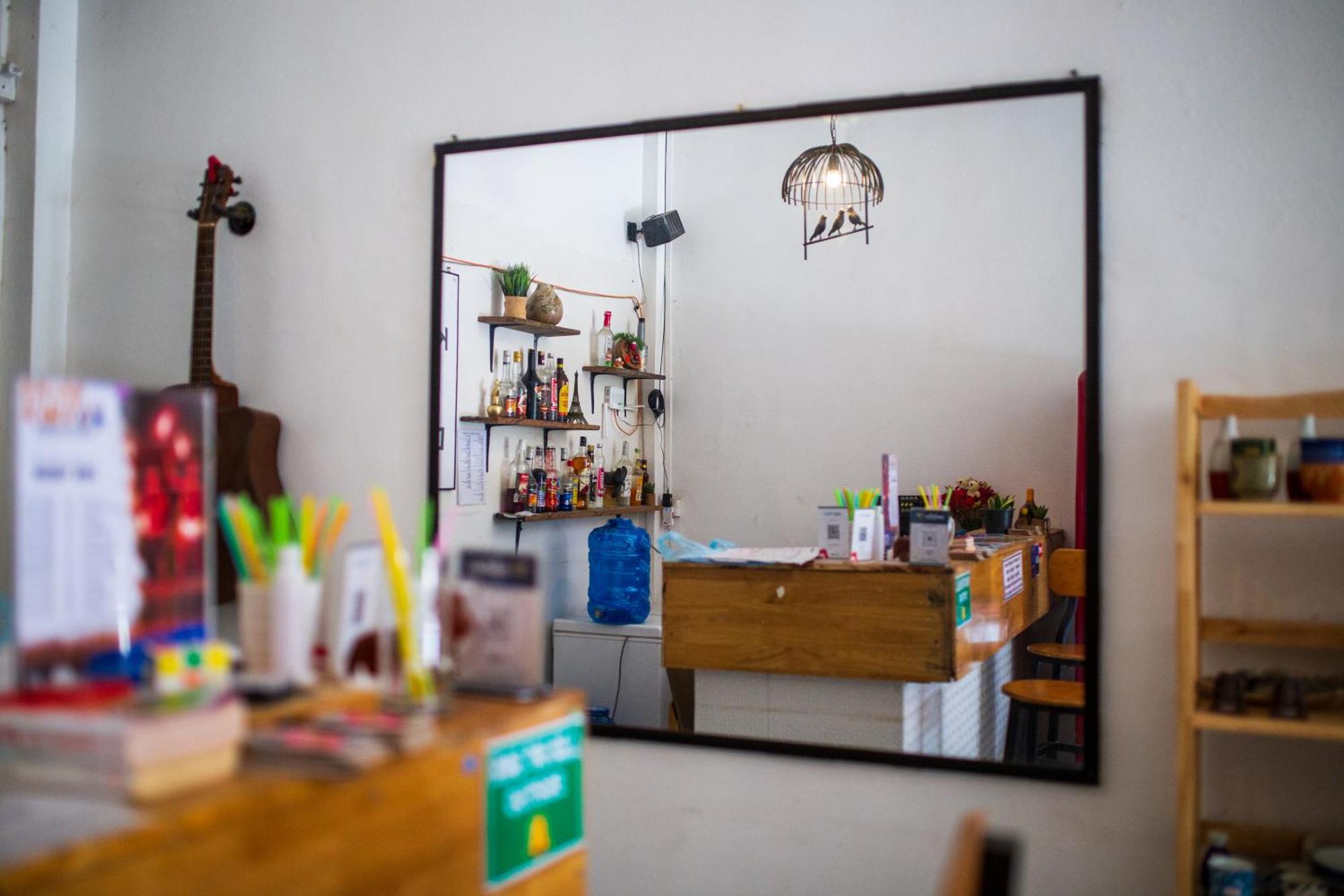 Social Backpacker Hostel & Rooftop Bar Battambang Kültér fotó